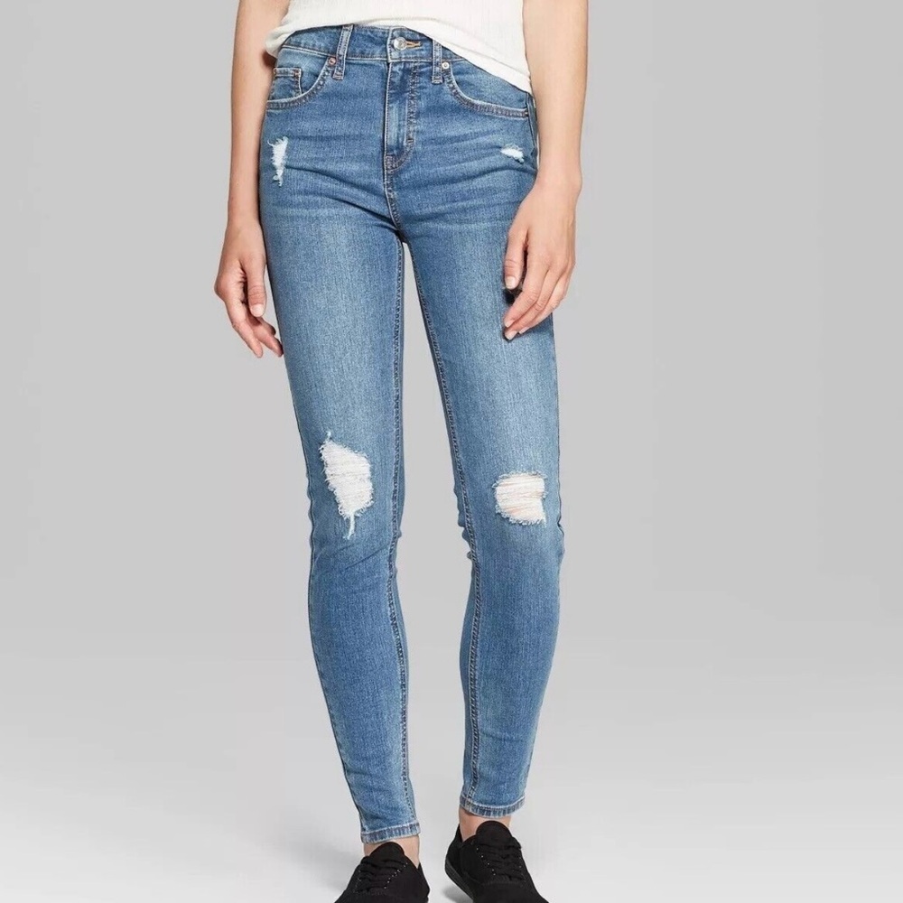 Women's Highest Rise Curvy Distressed Skinny Jeans - Wild Fable Size 6